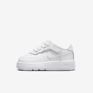 Nike Force 1 low easy on toddler